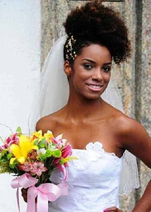 Afro Puff wedding hairstyle